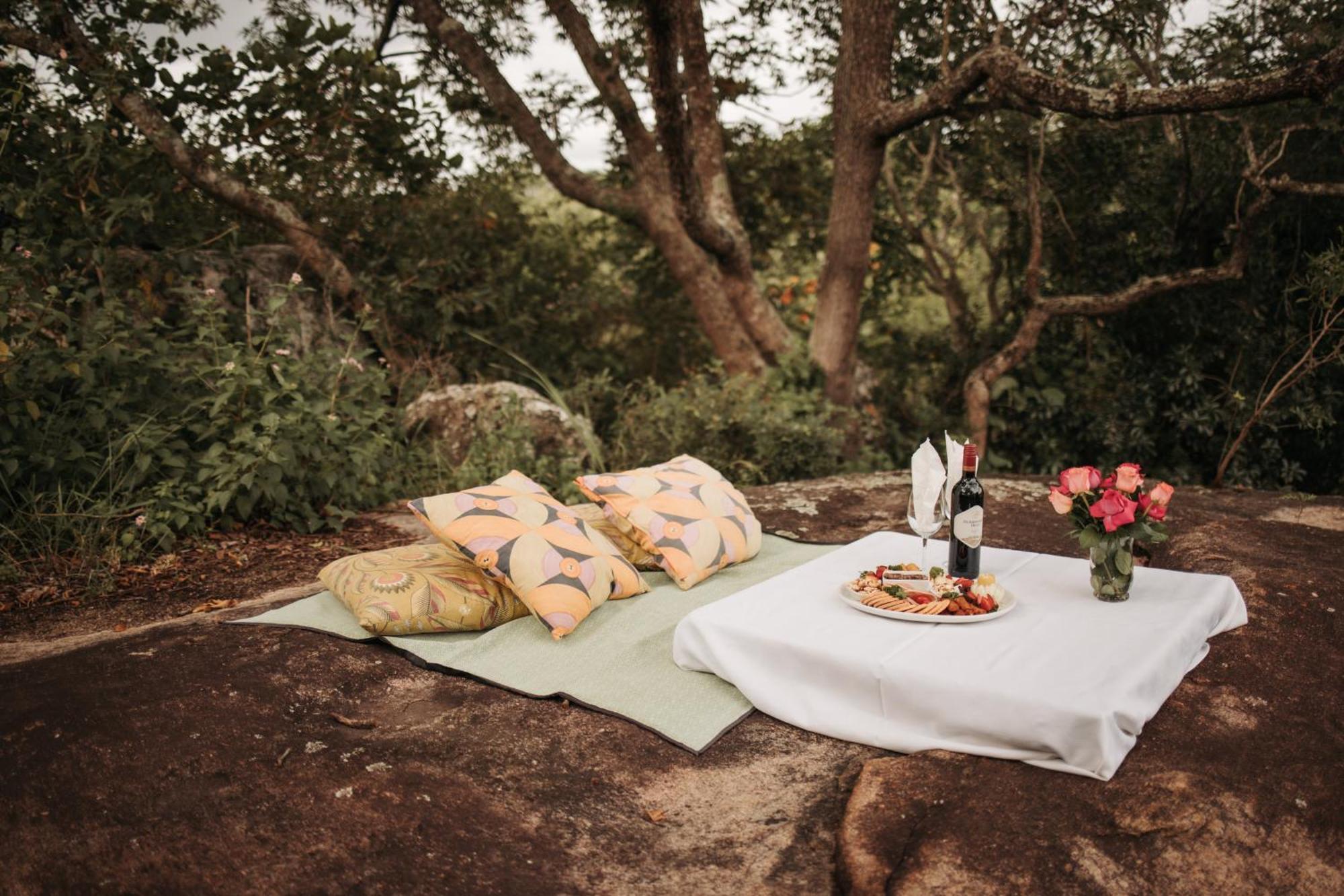 Ndhula Luxury Tented Lodge White River Exterior foto